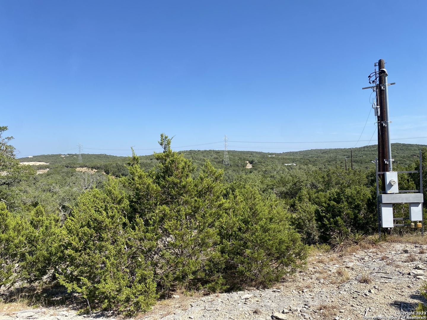 32350 Smithson Valley Rd, For Sale in Bulverde Zoocasa