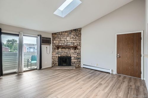 unit-7-301-10150 E Virginia Ave, Denver, CO, 80247-1356 | Card Image