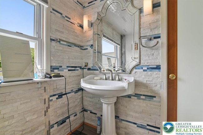 413 South Ave, House other with 3 bedrooms, 1 bathrooms and null parking in Jim Thorpe PA | Image 18