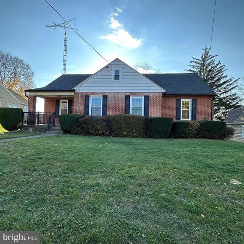 660 Wayne Ave, CHAMBERSBURG, PA, 17201-3806 | Card Image