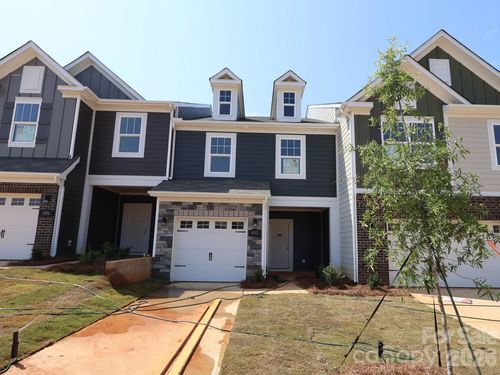 402 Hendley Dr, York, SC, 29745-2994 | Card Image