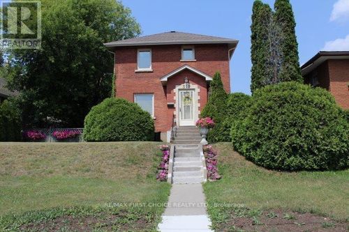 310 Algoma St N, Thunder Bay, ON, P7A5A9 | Card Image