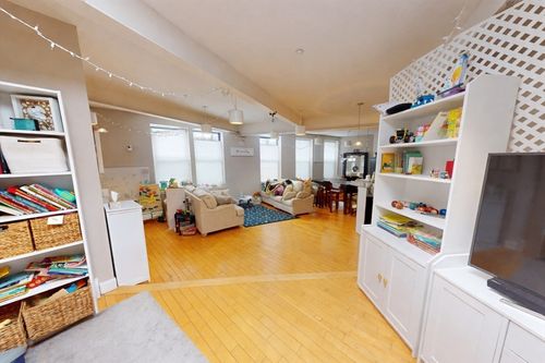 72-72 Kent Street, Brookline, MA, 02446 | Card Image