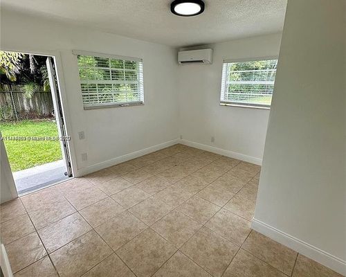 1-3-810 Nw 40th St, Oakland Park, FL, 33309-5032 | Card Image
