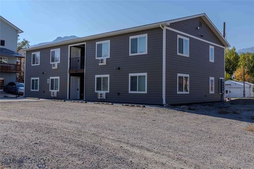 305 Spring Street, Gardiner, MT, 59030 | Card Image