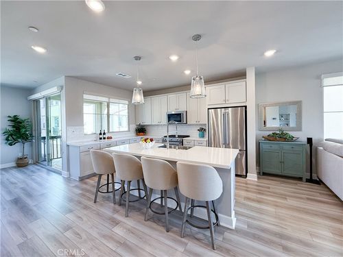 7270 Crystal Dr, Huntington Beach, CA, 92648-2213 | Card Image