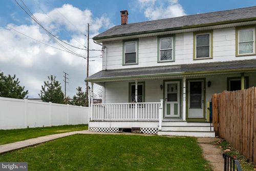 124 W Main St, BIRDSBORO, PA, 19508-1907 | Card Image