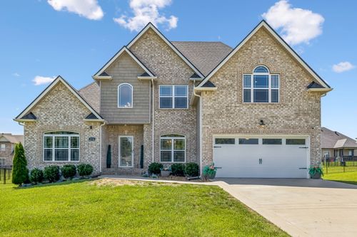 2936 Kirkwood Rd, Clarksville, TN, 37043-1304 | Card Image