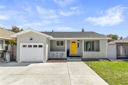 1120 Alberni St, East Palo Alto, CA, 94303-1003 | Card Image