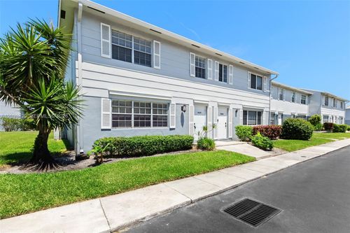 1-1774 Sw 81st Ln, Davie, FL, 33324-4602 | Card Image