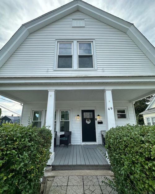 49 Radcliffe Ave, Waterbury, CT, 06705-1521 | Card Image
