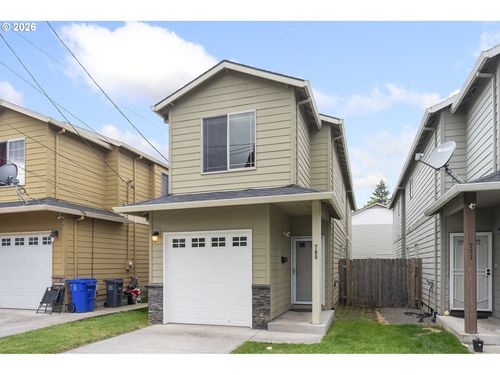765 Ne 93rd Ave, Portland, OR, 97220-4541 | Card Image