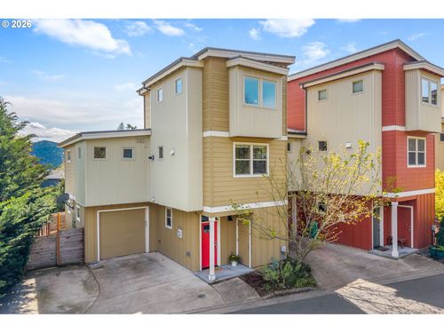 523 Se Upper Wyers, White Salmon, WA, 98672-8126 | Card Image