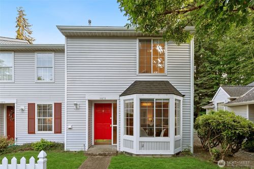 10273 Ne 129th Ln, Kirkland, WA, 98034-2882 | Card Image