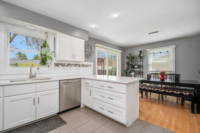 Kitchen | Image 8
