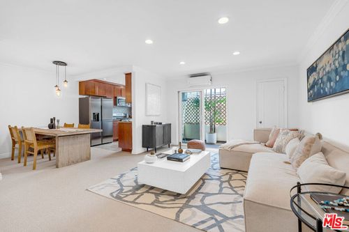 9-937 E 5th St, Los Angeles, CA, 90013 | Card Image