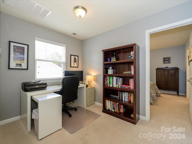 2022 Sugarbush Dr, House other with 3 bedrooms, 3 bathrooms and null parking in Charlotte NC | Image 24