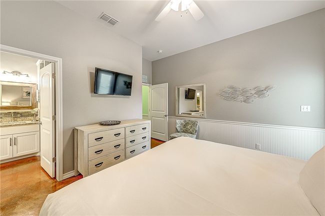 UNIT-213 - 2212 State Highway 361, Townhouse with 4 bedrooms, 4 bathrooms and 2 parking in Port Aransas TX | Image 9