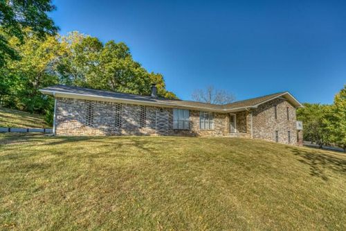 8043 Pettit Lane, Harrison, AR, 72601 | Card Image