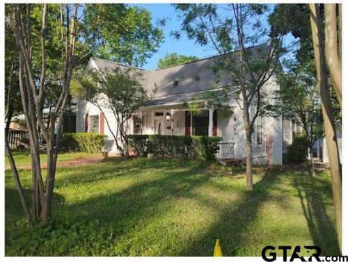 504 N Newsom St, Mineola, TX, 75773-1744 | Card Image