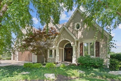 14605 Dearborn St, Overland Park, KS, 66223-2658 | Card Image