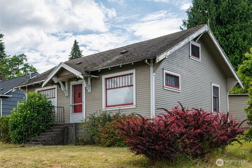 5806 Commercial Ave, Everett, WA, 98203-3919 | Card Image
