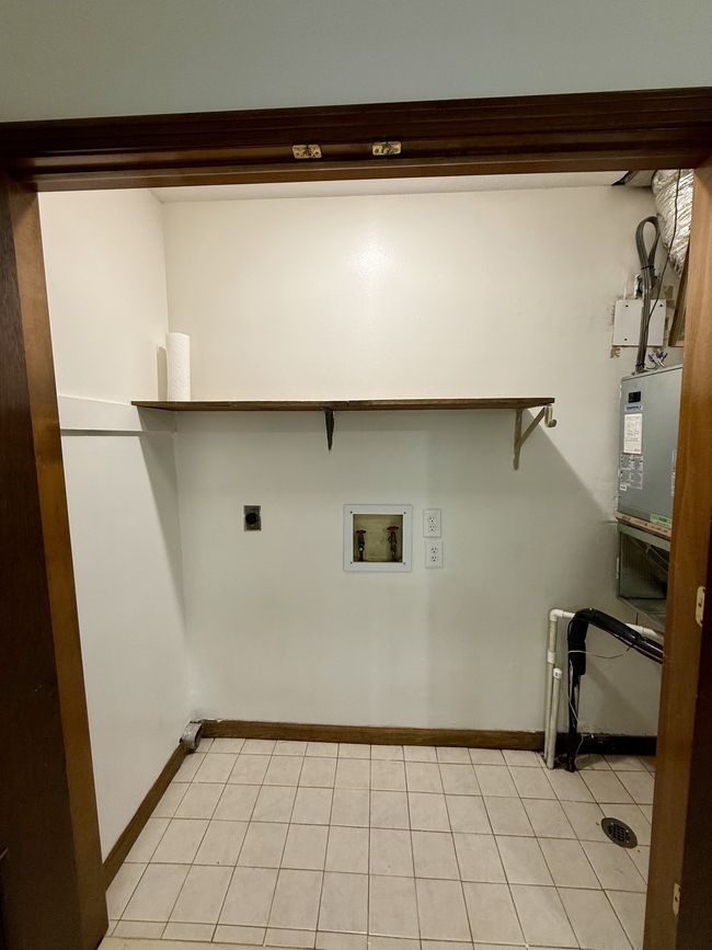 APT-7 - 110 Elleta Ave, Condo with 2 bedrooms, 2 bathrooms and null parking in Gallatin TN | Image 11