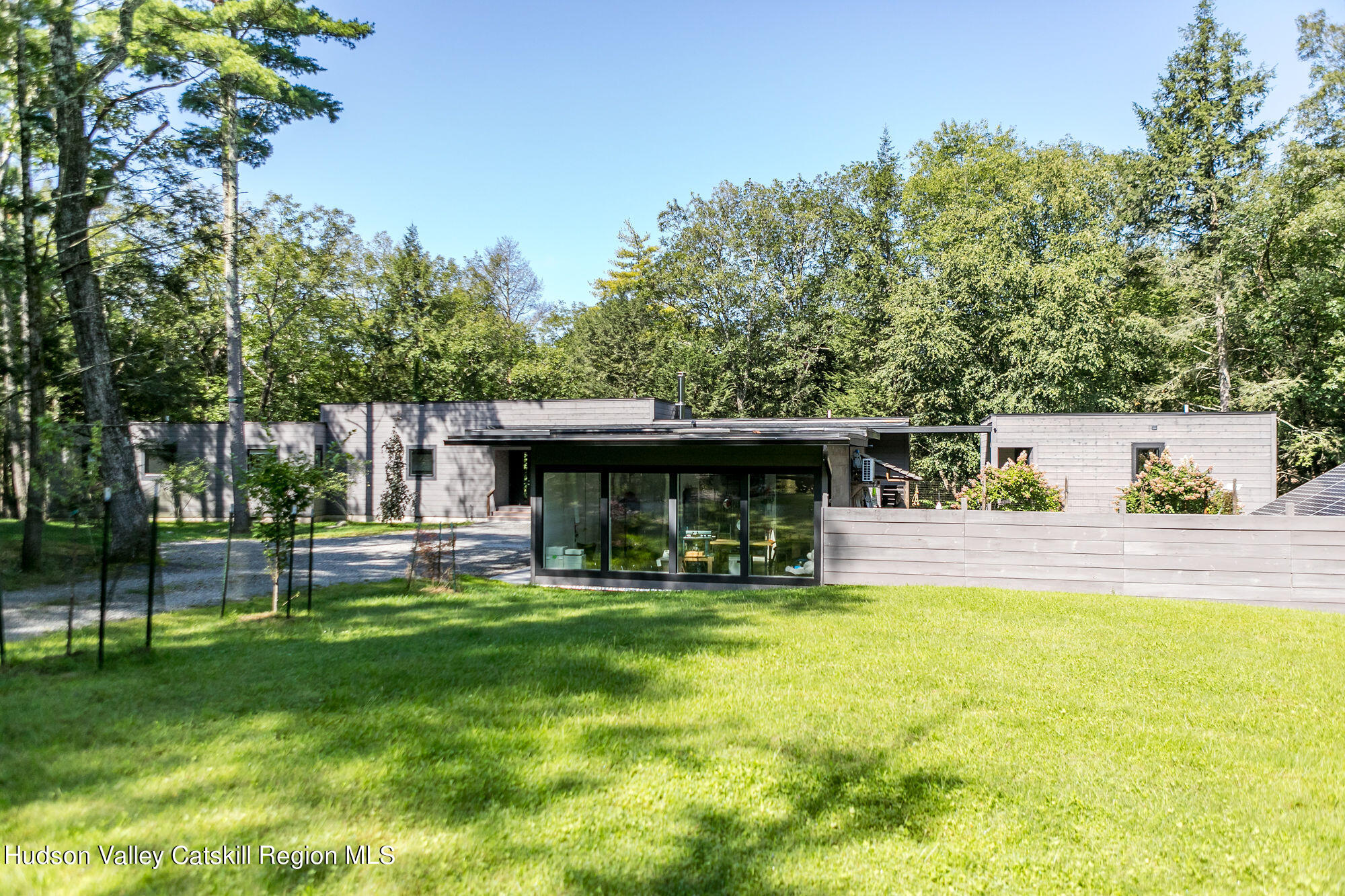 Raybrook Dr, Woodstock, NY 12498