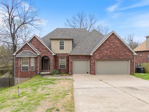 2427 Summer Oak St, Springdale, AR, 72762-0645 | Card Image