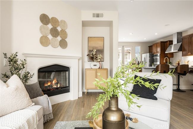 61 Wonderland, Condo with 3 bedrooms, 4 bathrooms and 2 parking in Irvine CA | Image 6