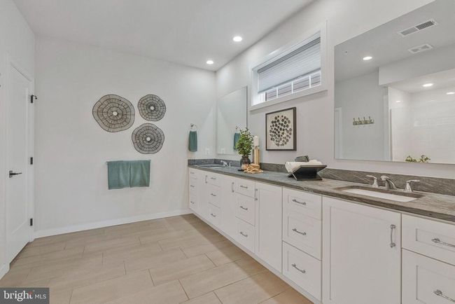 11724 Paysons Way, Townhouse with 4 bedrooms, 5 bathrooms and null parking in RESTON VA | Image 28