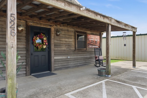 Commercial Sale in Clarksville 3