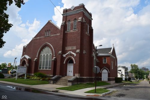 216 Parkway Ave, Indianapolis, IN, 46225-2508 | Card Image