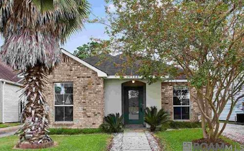 15588 Springwood Ave, Baton Rouge, LA, 70817-1537 | Card Image