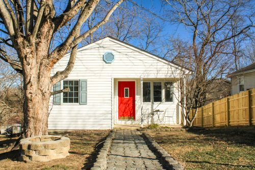 9 Wythe St, Staunton, VA, 24401-3977 | Card Image