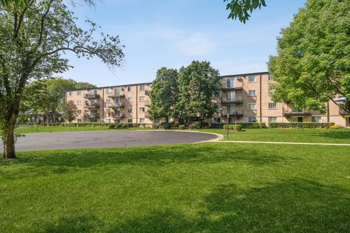 1l-2420 E Brandenberry Ct, Arlington Heights, IL, 60004-5158 | Card Image