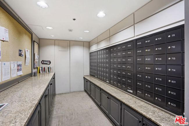 APT-802 - 880 W 1 St St, Condo with 1 bedrooms, 1 bathrooms and 1 parking in Los Angeles CA | Image 44
