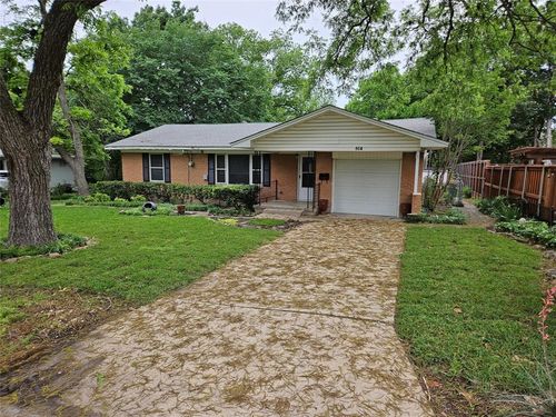 804 Cedar St, Mckinney, TX, 75069-5575 | Card Image