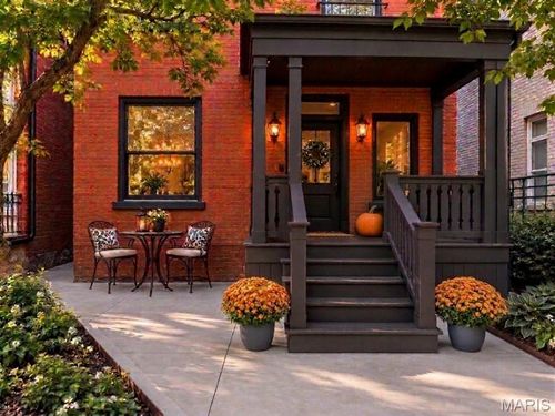 4446 Laclede Ave, Saint Louis, MO, 63108-2204 | Card Image