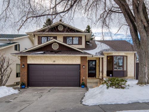 19 Scenic Green Nw, Calgary, AB, T3L1A1 | Card Image