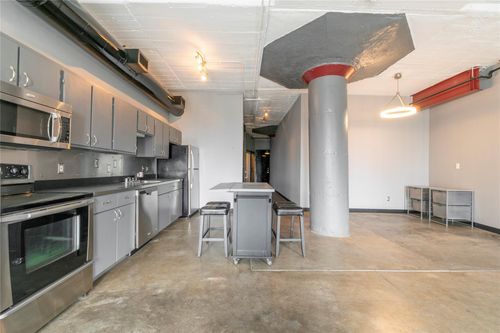 811-1122 Jackson St, Dallas, TX, 75202-5218 | Card Image