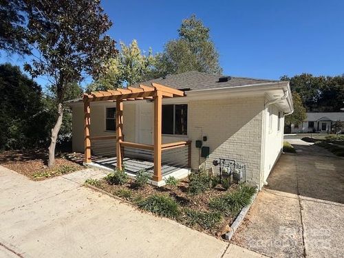 2123 Thurmond Pl, Charlotte, NC, 28205-3042 | Card Image