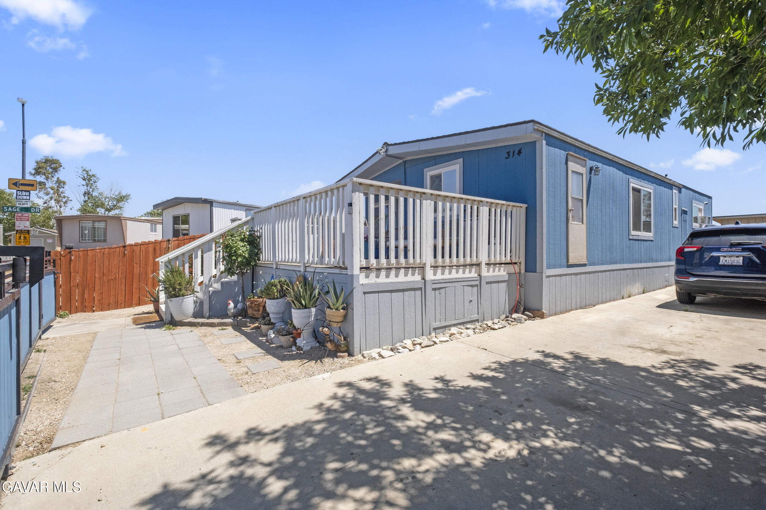 Residential in Rosamond