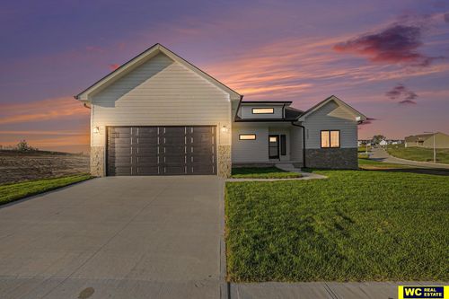 3103 Mulberry Dr, Blair, NE, 68008 | Card Image