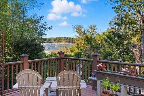 7 Landing Rd, Huntington, NY, 11743-1815 | Card Image