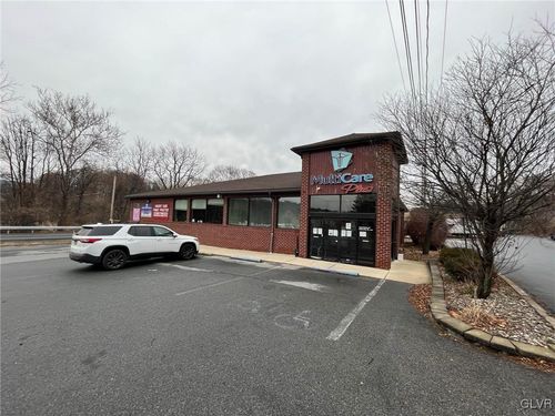 rear-225 Erdman St, Bangor, PA, 18013-2043 | Card Image