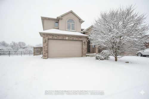 1862 Cherrywood Trail, London, ON, N6H0E1 | Card Image