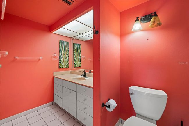 APT-1201 - 9415 Blind Pass Rd, Condo with 2 bedrooms, 2 bathrooms and null parking in ST PETE BEACH FL | Image 21