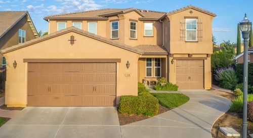 1609 N Piccadilly Ln, Clovis, CA, 93619-5047 | Card Image