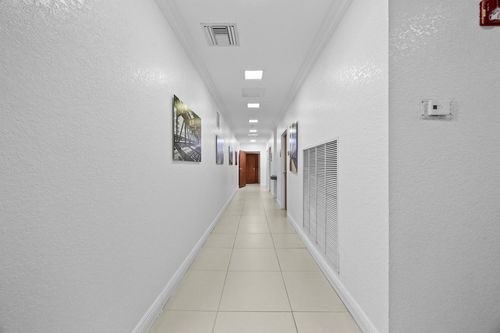 1940 Harrison St, Hollywood, FL, 33020-5082 | Card Image